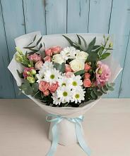 Букет цветов из:  Розы, Лизиантусы и Хризантемы в Тюменцево