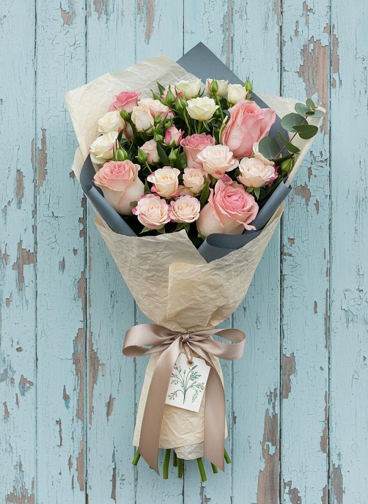 Букет цветов из: Розы в Тюменцево