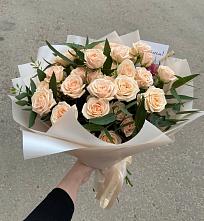 Букет Кремовые розы Латте в Тюменцево