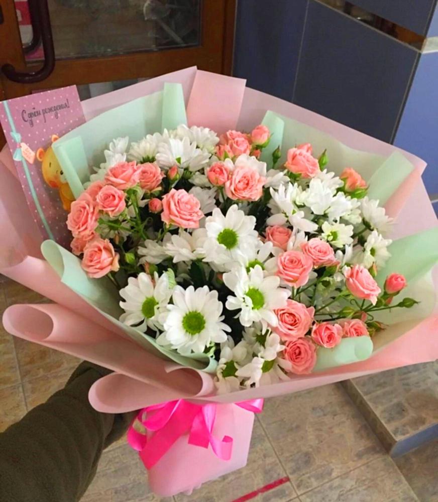 Букет цветов из: Розы и Хризантемы в Тюменцево