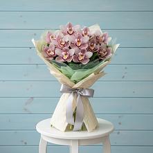 Букет цветов из:  Орхидеи и Розы в Тюменцево