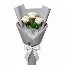 Букет 3 белые розы в Тюменцево