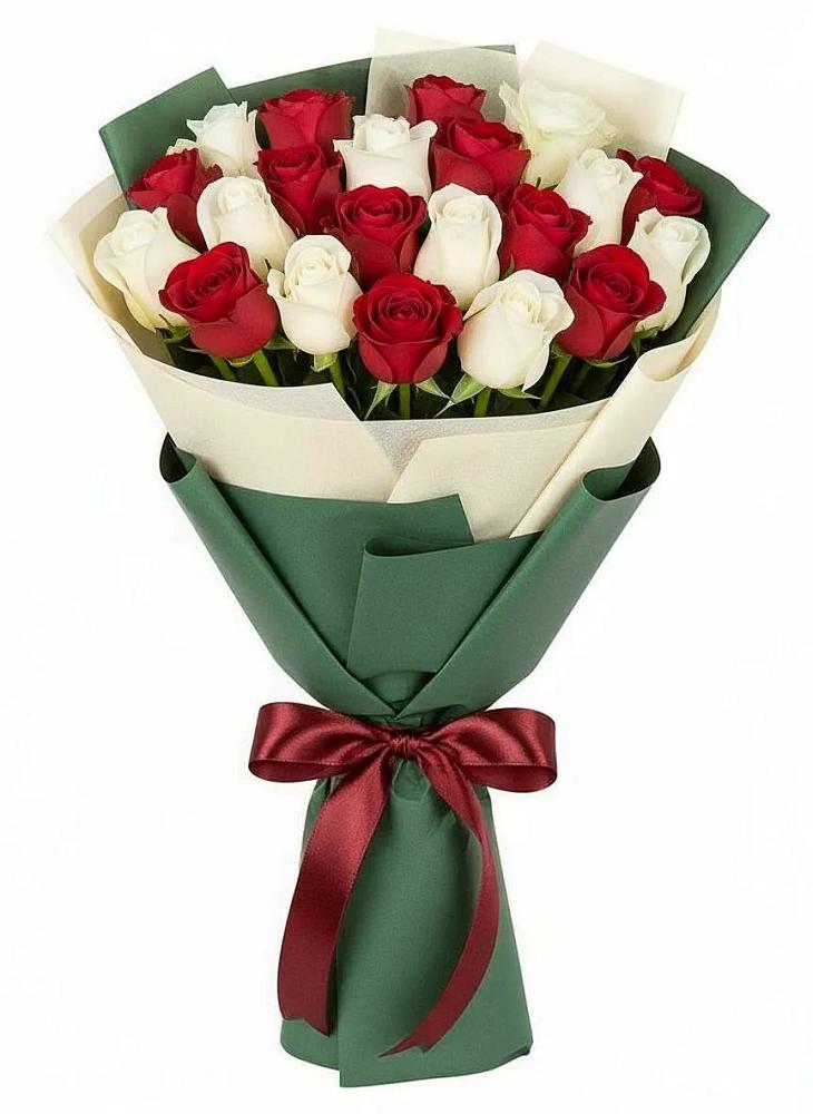 Букет Микс из красных и белых роз в Тюменцево