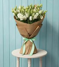 Букет цветов из:  Лизиантусы в Тюменцево