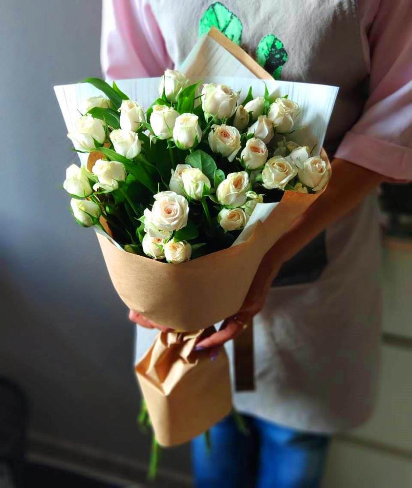 Букет цветов из: Розы в Тюменцево