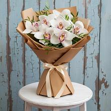 Букет цветов из:  Орхидеи и Розы в Тюменцево